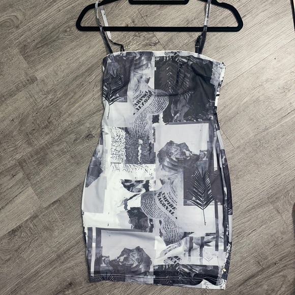 Beginning boutique size 8 mini dress - Picture 3 of 6